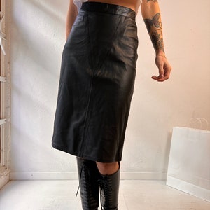 Vintage Handmade Black Leather Pencil Skirt / Small