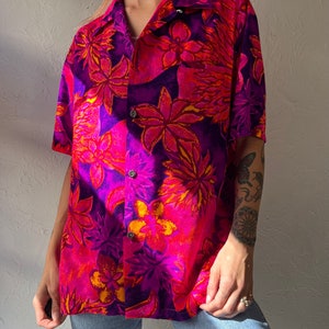 70s 'Tia' Pink Floral Button Up Shirt / Medium