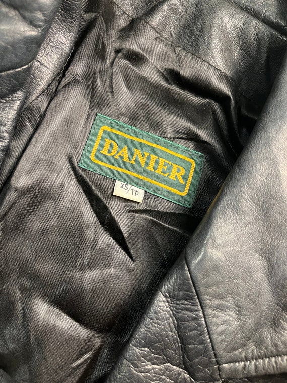 Danier leather hotsell bomber jacket