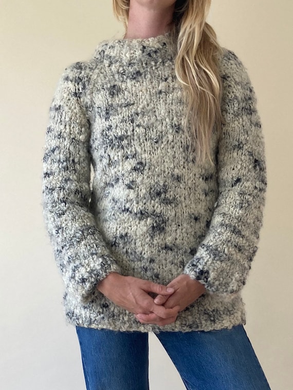 80s White Mock Neck Knit Sweater // Cosy Hand Knit