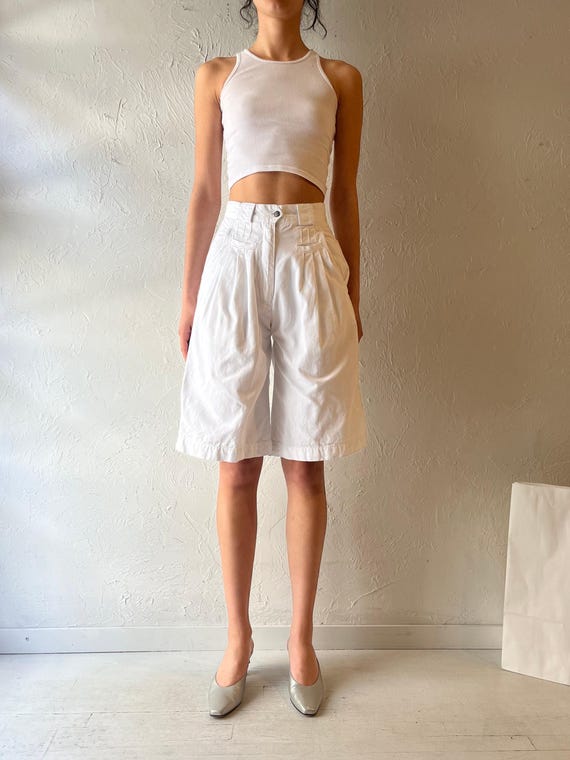90s ‘Almost Heaven’ White Cotton Bermuda Shorts / Small View 5