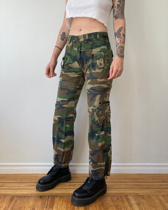 Army Pants // Camo // Camouflage // Small
