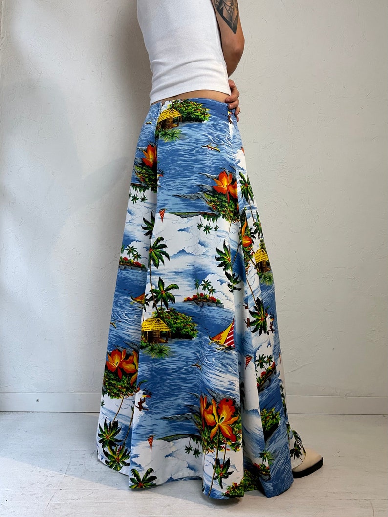 70s Hawaiian Print Extra Wide Leg Bell Bottoms / Medium