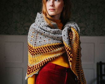 The Foragers Shawl. A downloadble crochet PDF shawl pattern.