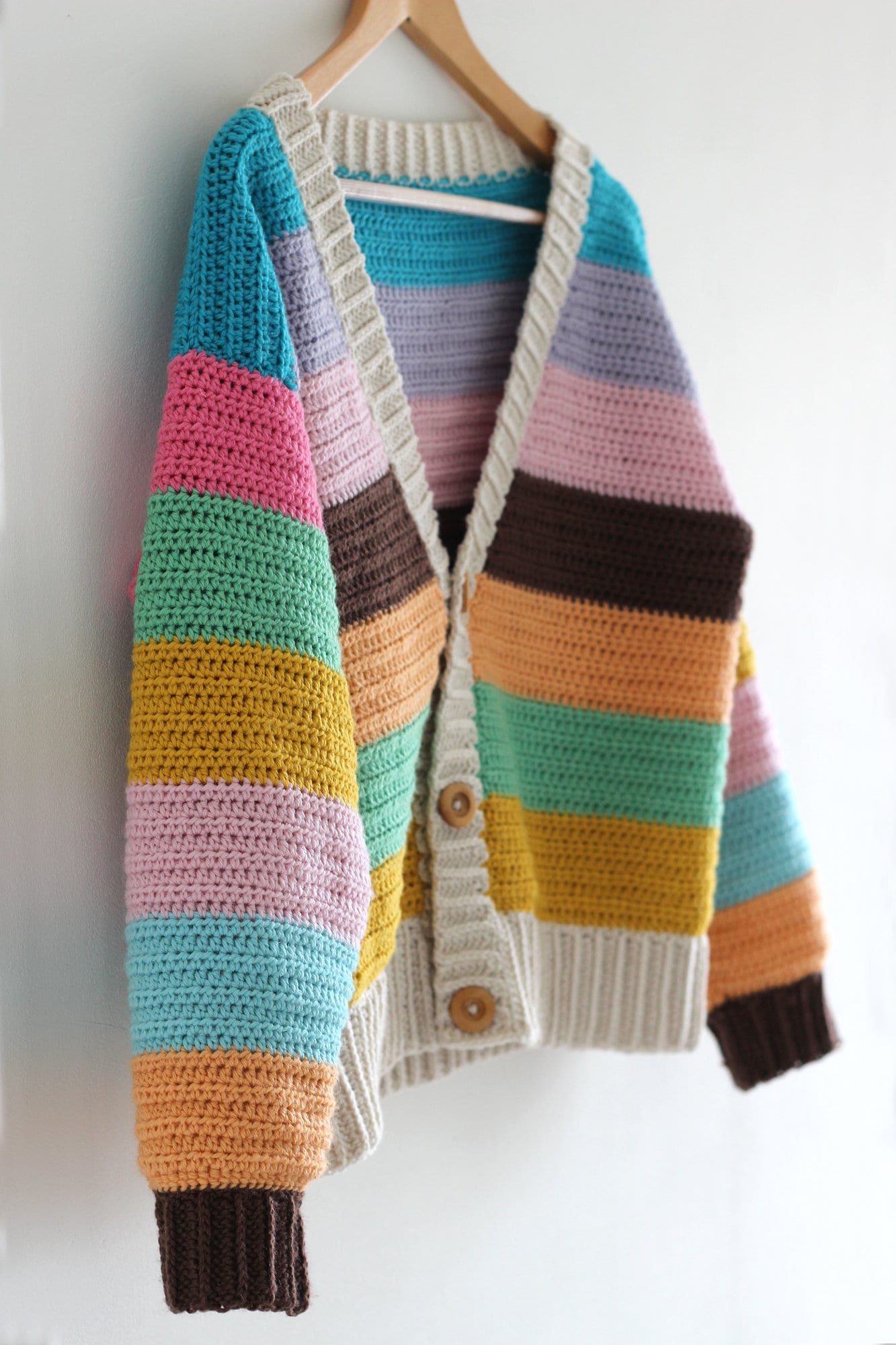 The Perfect Cardigan. A Striped Crochet Cardigan PDF written Etsy 日本