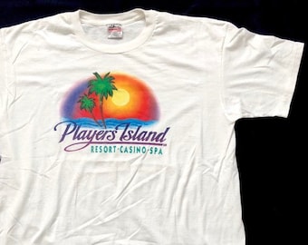 90s PLAYERS ISLAND t shirt xl oneita made in usa resort casino vegas argent palmier t-shirt vintage xl tultex fruit du métier à tisser hanes beefy