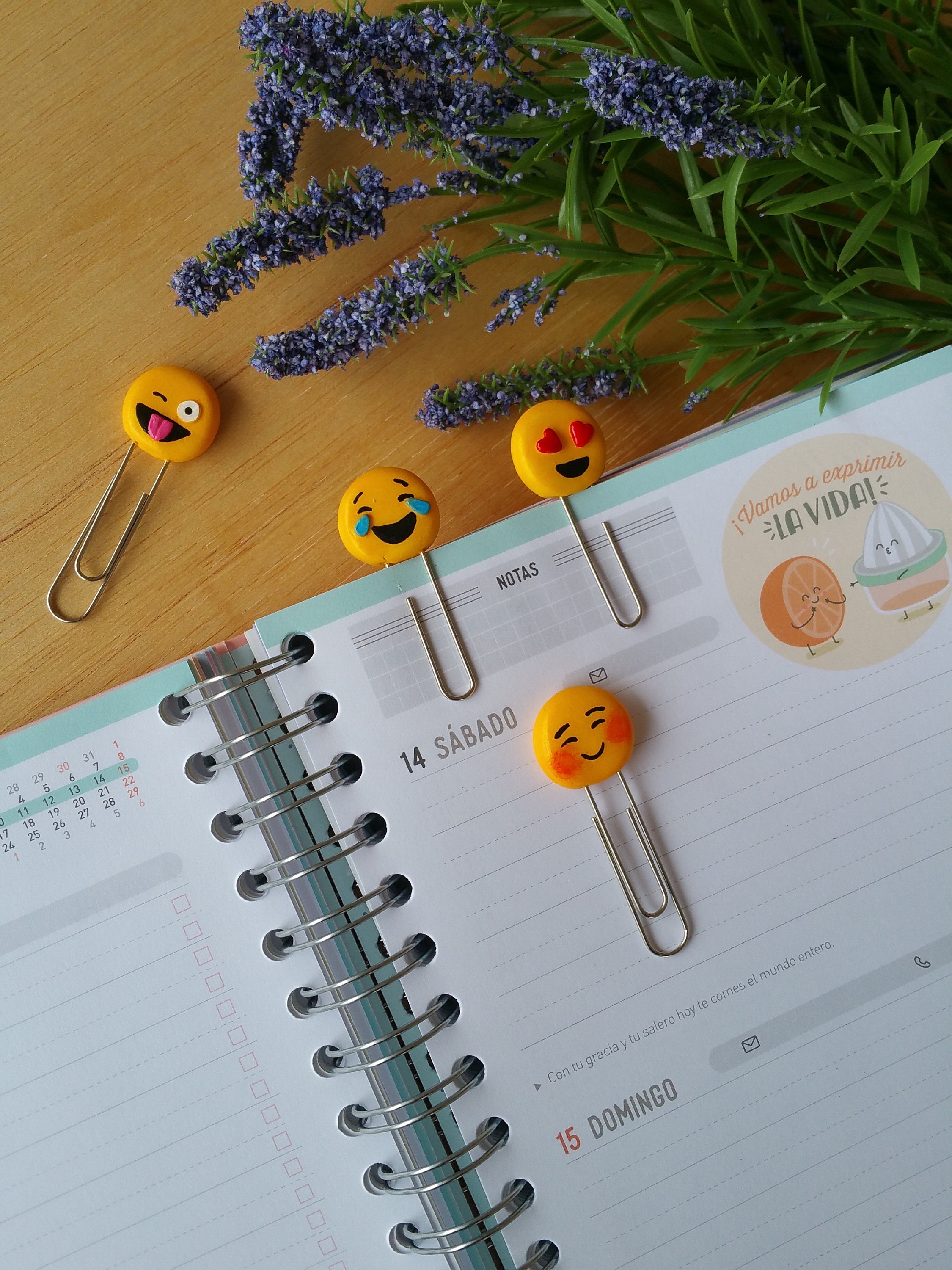 Set of paper clips smiley face emoji or smiley face whatsapp Etsy