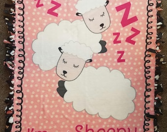 Ovejas durmientes, "I'm Not Sheepy", Pink, White, and Black Fleece Tie Blanket