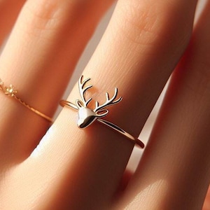 Minimalist Deer Antlers Ring Solid Yellow Gold Antler Ring Dainty Reindeer Ring Nature Jewelry Deer Lover&#39;s Gift Jewelry