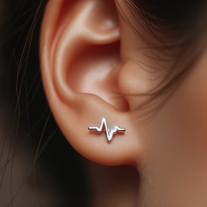 Heartbeat Earrings Silver Minimalist Heartbeat Jewelry Gold Heartbeat Earrings EKG Jewelry Heartbeat Gift White Gold Heartbeat EKG Earrings