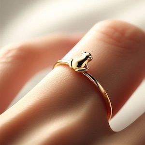 Minimalist Frog Ring Frog Jewelry Yellow Gold Frog Ring Dainty Frog Ring Toad Ring Minimalist Toad Jewelry Simple Frog Ring