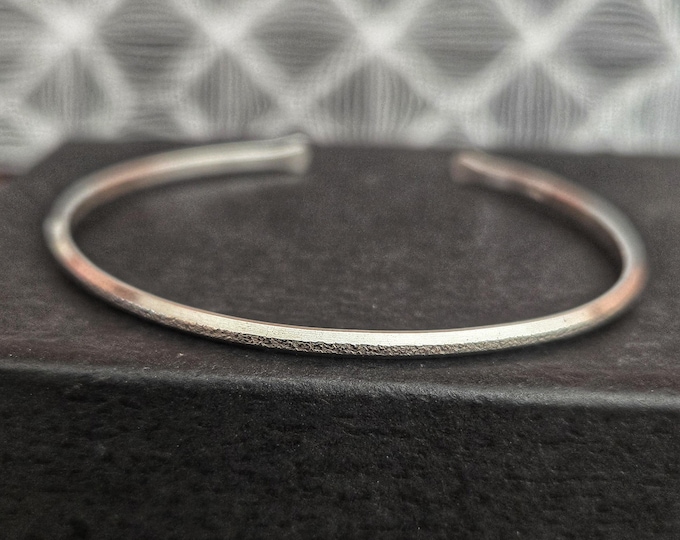 Handmade Sterling Silver Cuff Bracelet - Minimalist Textured .925 Cuff, 2.5mm Wide, Beveled Edges, Sized to Order by Twisted By Ken TBK025