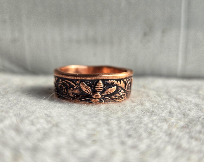 Handmade Seamless Copper Ring, Recycled Copper, Die Struck Bees Flowers Vines, 8mm Band