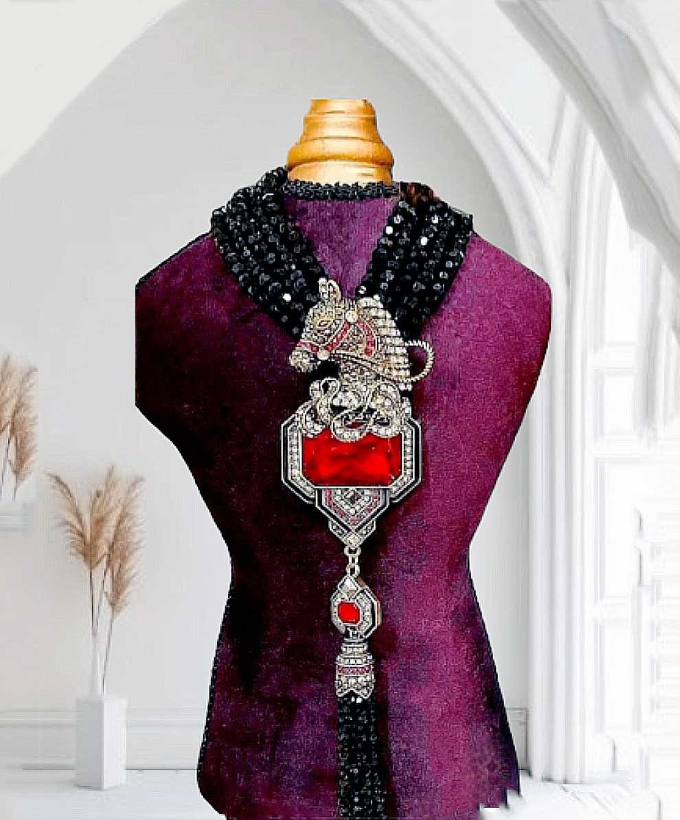 Schiaparelli necklace - Etsy 日本