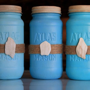 Blue Hues Painted Mason Jar Set with Seashell Decoration - Ocean / Sea & Beach Themed Home Decor Vases - Shell Accents - Organizing Storage