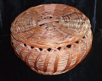 Country Basket Medium #1035