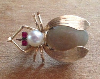 14Kt Gold Bee Brooch: Antique Jade, Ruby & Akoya Pearl Pin