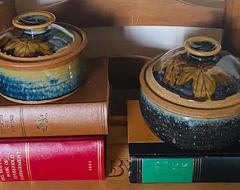 Vintage Studio Perrydale Pottery Large/Small Foliate Blue Glaze Lidded Stoneware Ceramic Casserole Nest