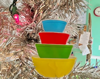 Pyrex Primary Colors Ornament: Vintage Kitchen Decor