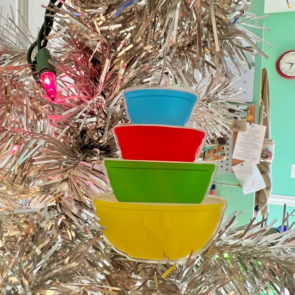 Pyrex Primary Colors Ornament | Mixing Bowls | Red, Yellow, Green, Blue | Retro Decor | Vintage Christmas Ornaments