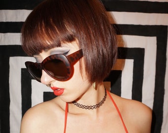 Vintage 90s / Y2K Oversized Tortoiseshell Sunglasses