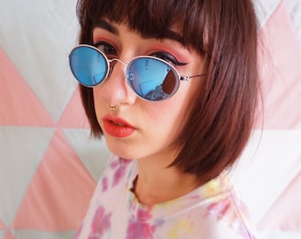 Vintage 90s / Y2K Blue Rounded Mirror Lens Sunglasses
