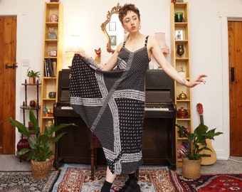 Vintage Y2K Hippy Fairy Bandana Print Midi Dress in Black