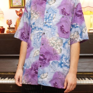 Vintage 90s Abstract Beach Patterned Shirt in Purple & Blue image 2