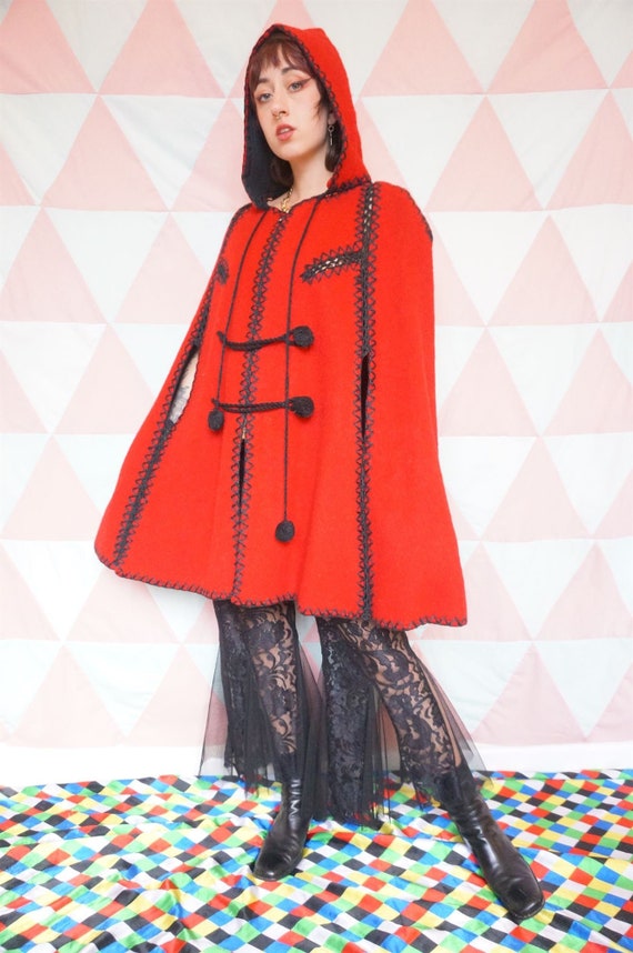 Vintage 60s Red Wool Boho Fairytale Hooded Cape