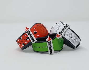 VACCINATED slider for use with Disney Magic Bands | soft PVC | MagicBand fastener charm accessory
