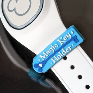 Magic Keyholder sliding PVC charm for use with Magic Bands | soft PVC | MagicBand fastener accessory