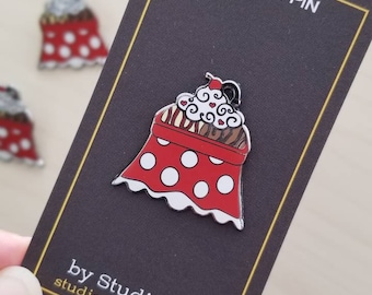 Minnie skirt sundae pin // kitchen sink // fantasy pin