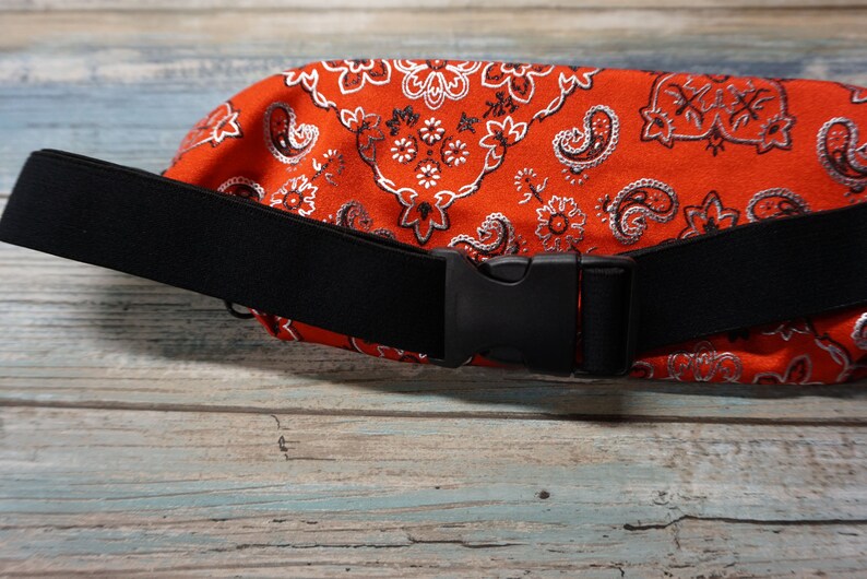Active Red Bandana Fanny Belt ~ Travel Pack ~ Running Fanny Belt ~ Travel Money Belt ~ Music Belt ~ Festival Fanny Pack Belt