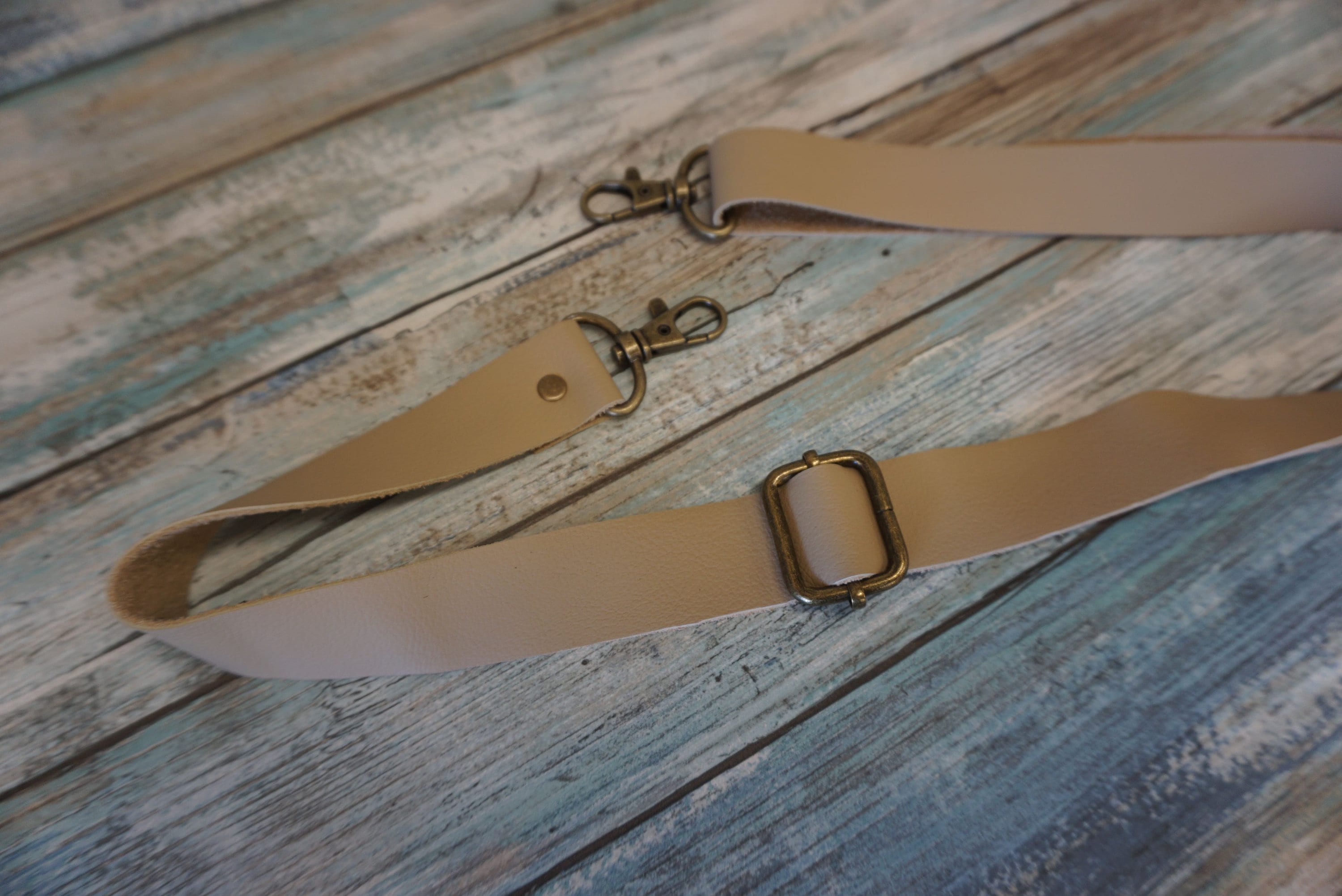 What Is A Cross Body Strap at Della Spires blog