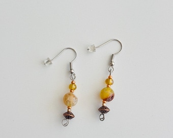Golden Amber Boho Earrings – Handmade Beaded Dangle Jewelry in Warm Earthy Tones
