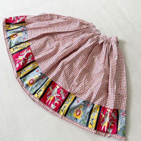 Pretty Floral Border Print Skirt - image 1