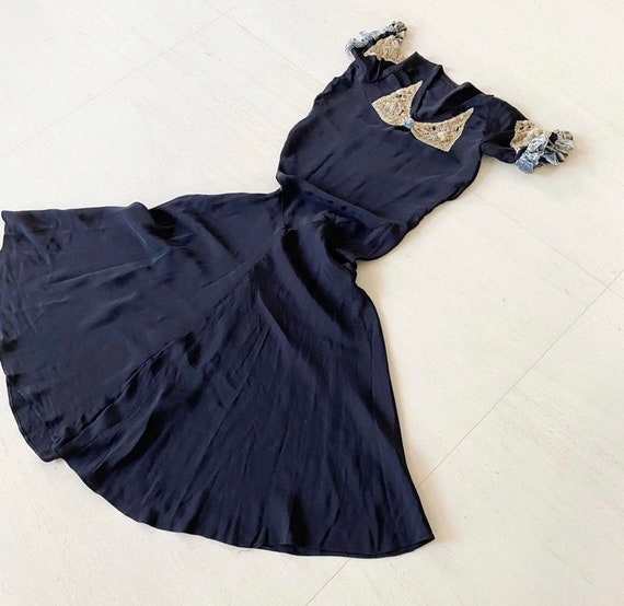 1930s Lace Applique Dress with Ruched Velvet Sleev