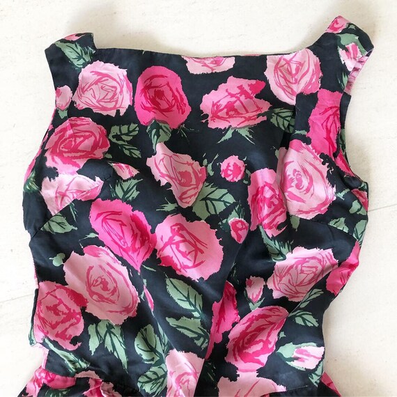 Pretty Silk Rose Print Late-50s/Early-60s Dress - image 2