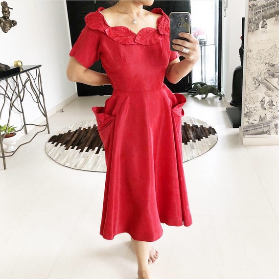 Stunning 1950s Leaf Applique Ceil Chapman Dress