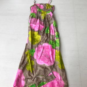 Beautiful 1950s/60s Hawaiian Maxi Floral Print Dress