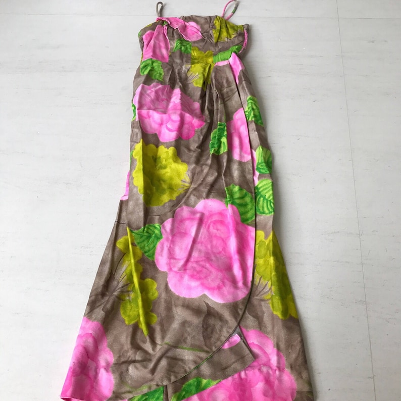 Beautiful 1950s/60s Hawaiian Maxi Floral Print Dress image 1