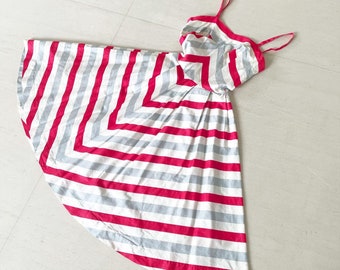 Vestido playero de los años 50 a rayas con chevron fresco de verano