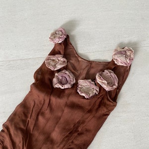 Pretty 20s Frock with Rosettes and Asymmetrical Hem image 4