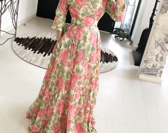 Beautiful 50s Floral Maxi Dress