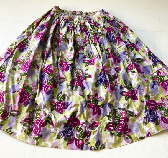 Stunning Flocked Velvet Rose Skirt - image 1