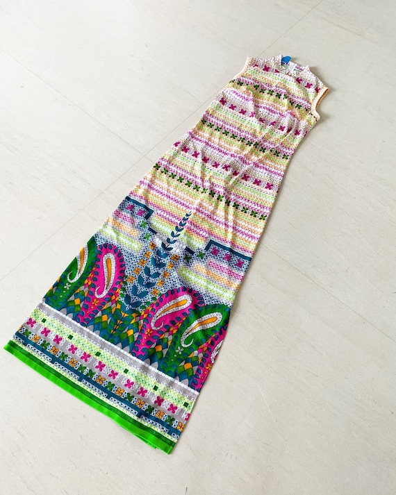 Pretty Paisley Print Maxi Dress