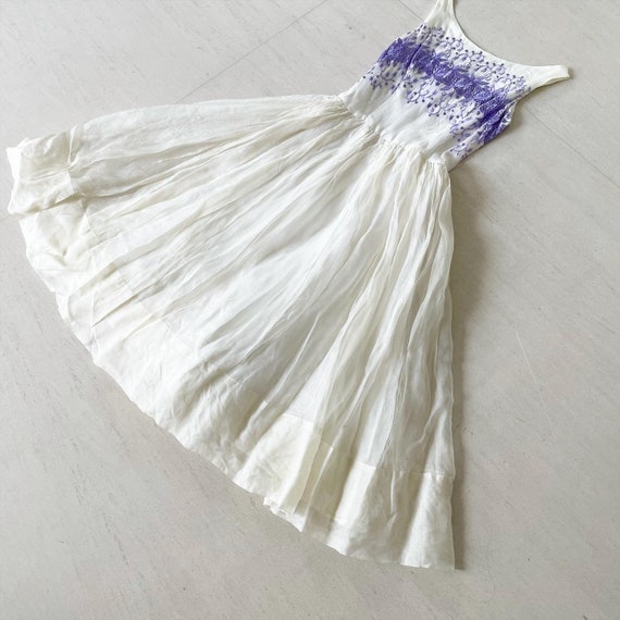 Prettt Purple Floral Embroidery Sundress