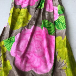 Beautiful 1950s/60s Hawaiian Maxi Floral Print Dress image 7