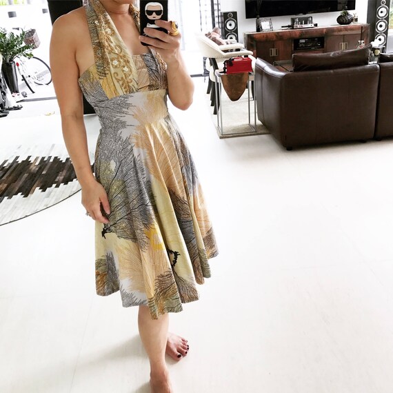 1950s Hawaiian Tree Novelty Print Dress