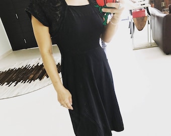 1940er Jahre Soutache Schulter Kleid